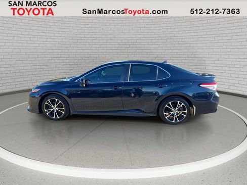 Used 2020 Toyota Camry SE image 8