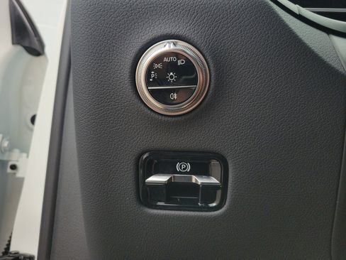 Certified 2026 Mercedes-Benz GLC 300 4MATIC image 24