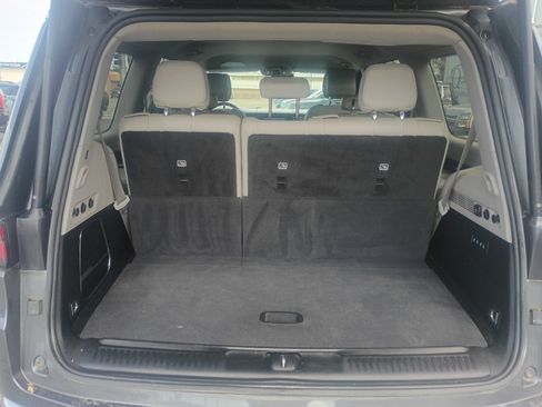 Used 2023 Jeep Wagoneer Series II w/ Flexible Seating Group AWD/4WD image 14
