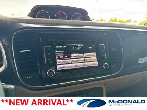 Used 2013 Volkswagen Beetle 2.0T FWD image 6