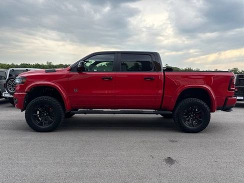 Used 2025 RAM 1500 Big Horn AWD/4WD image 7