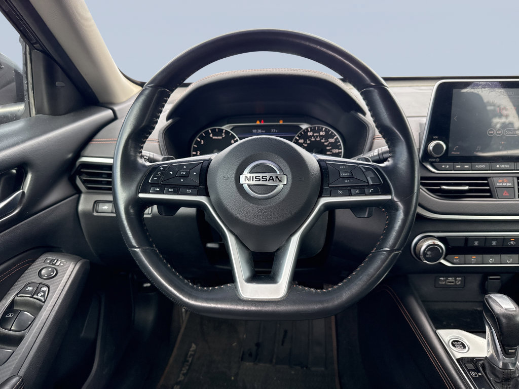 Used 2020 Nissan Altima 2.5 SR FWD image 12