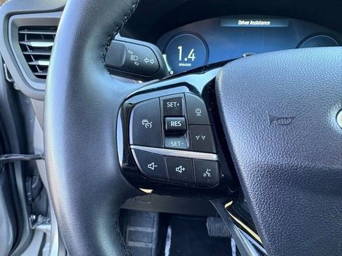 Used 2024 Ford Escape Platinum AWD/4WD image 19