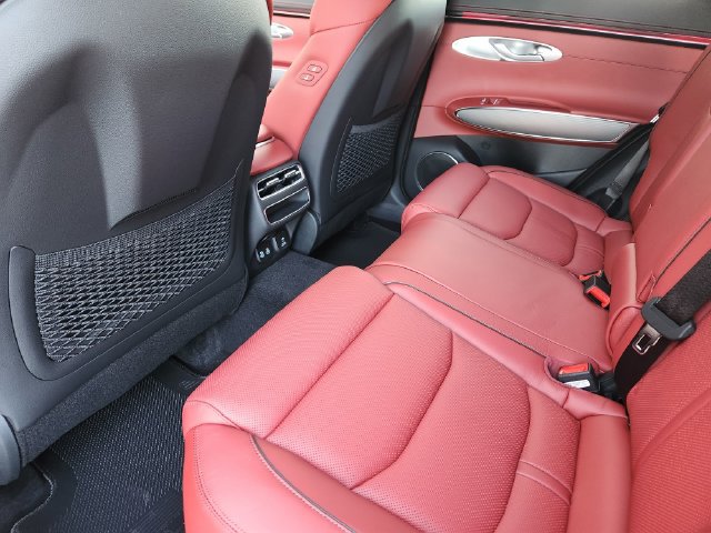 Used 2026 Genesis GV70 3.5T Sport Advanced AWD/4WD image 22