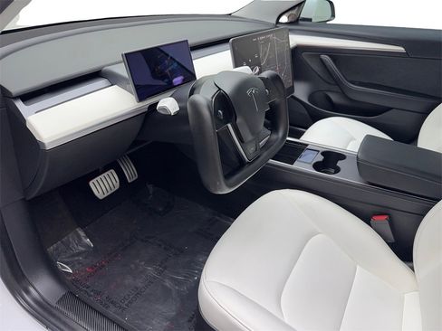 Used 2021 Tesla Model 3 Performance image 49