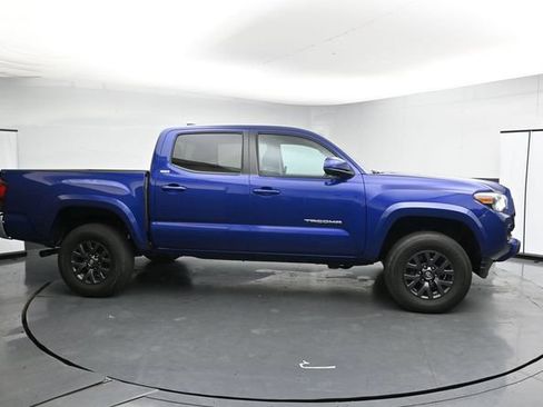 Used 2023 Toyota Tacoma SR5 AWD/4WD image 7