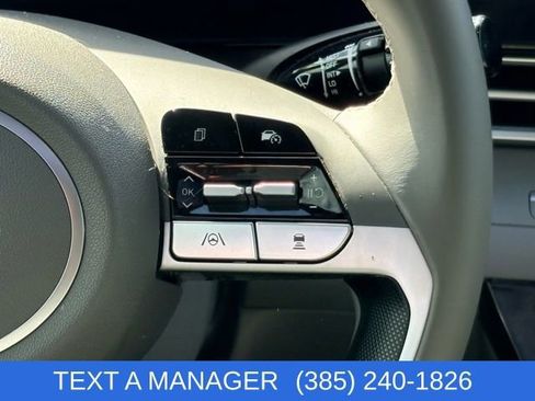 Used 2024 Hyundai Elantra SEL w/ Convenience Package image 20