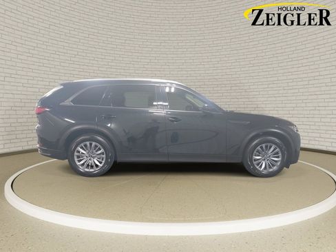 Used 2024 MAZDA CX-90 3.3 Turbo w/ Preferred Plus AWD/4WD image 4