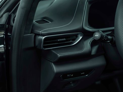 New 2025 Lotus Emira image 22