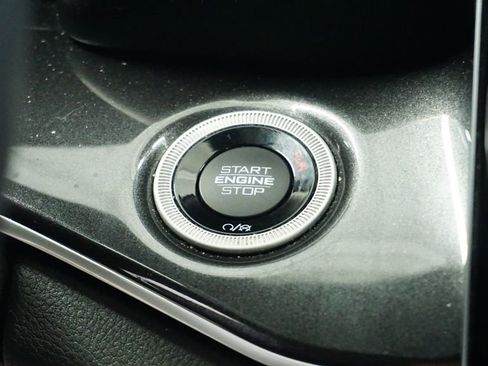 Certified 2022 Jeep Grand Cherokee L Laredo AWD/4WD image 31
