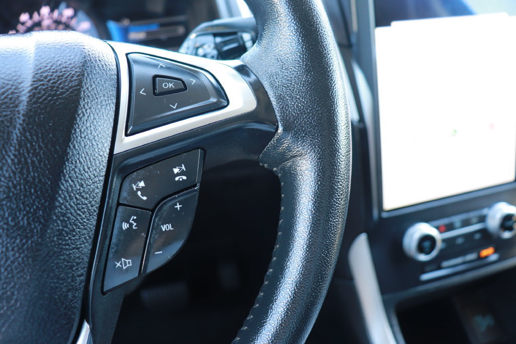 Used 2024 Ford Edge SEL AWD/4WD image 21