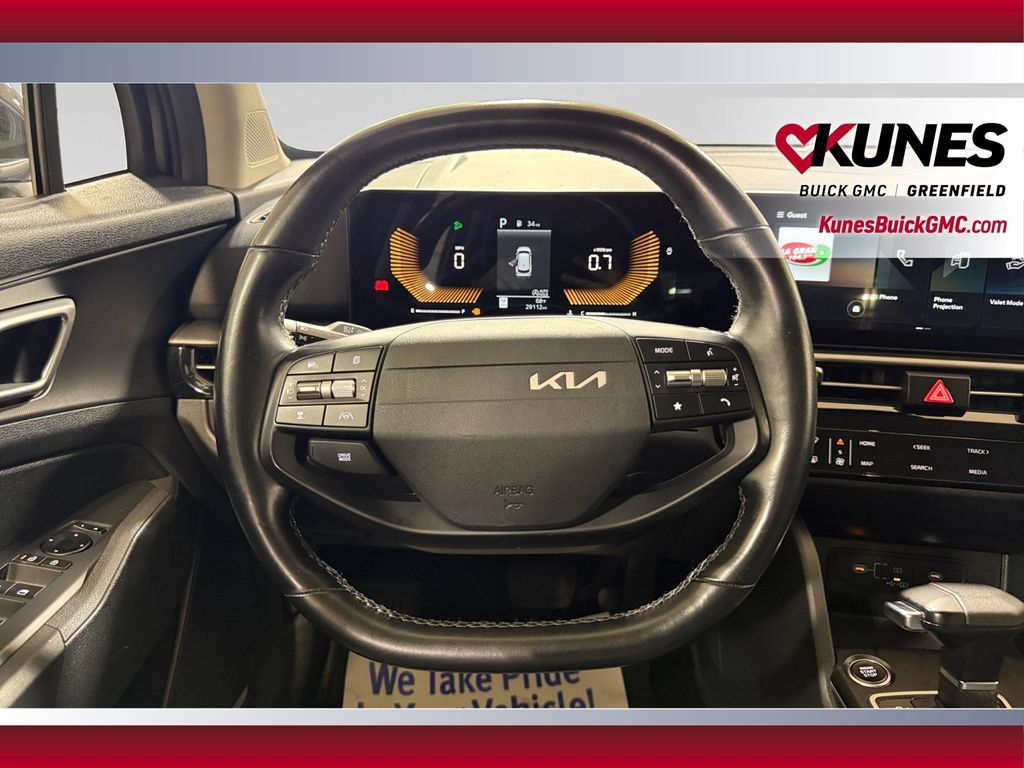 Used 2026 Kia Sportage LX FWD image 15