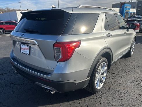 Used 2022 Ford Explorer Platinum w/ Equipment Group 601A image 5