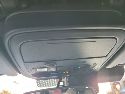 Certified 2025 Ford Bronco Outer Banks image 22