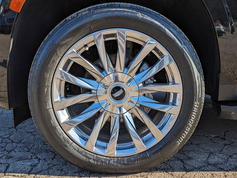 Used 2022 Cadillac Escalade Premium Luxury image 48