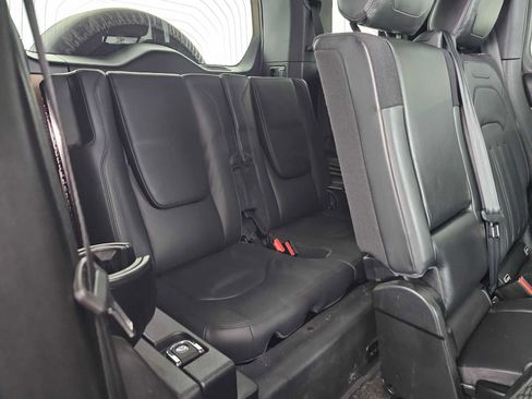 Used 2020 Land Rover Defender 110 X AWD/4WD image 13