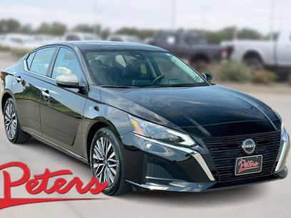 Used 2024 Nissan Altima 2.5 SV