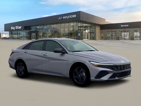 New 2026 Hyundai Elantra Sport image 10