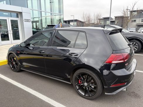 Used 2021 Volkswagen GTI SE image 3