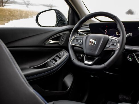 Used 2026 Buick Encore GX Sport Touring w/ Advanced Technology Package image 37