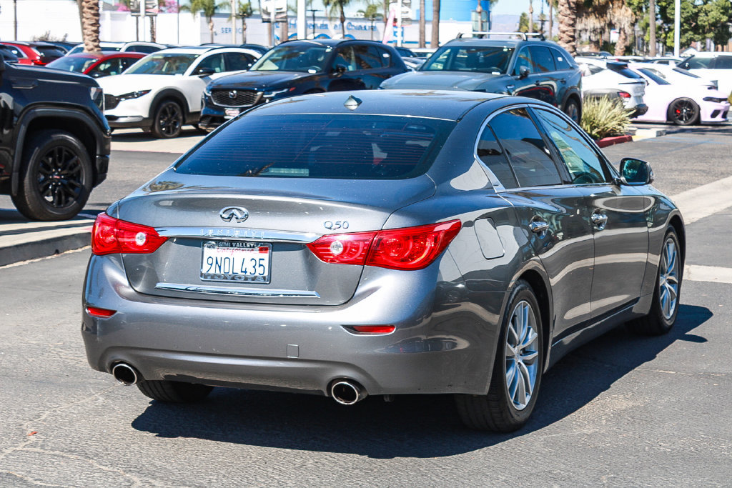 Used 2015 INFINITI Q50 Premium w/ Navigation Package RWD image 4