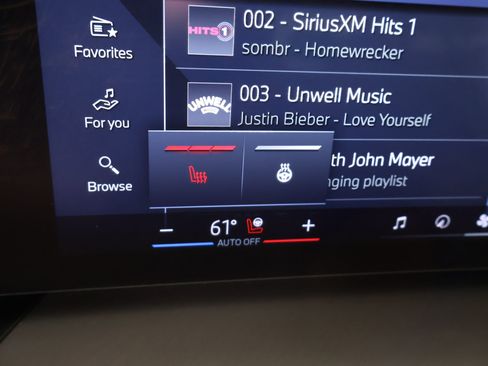 Used 2025 BMW 330i xDrive Sedan w/ M Sport Package image 8