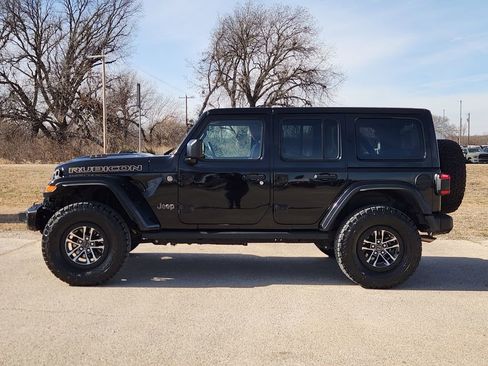 Used 2024 Jeep Wrangler Unlimited Rubicon 392 image 4