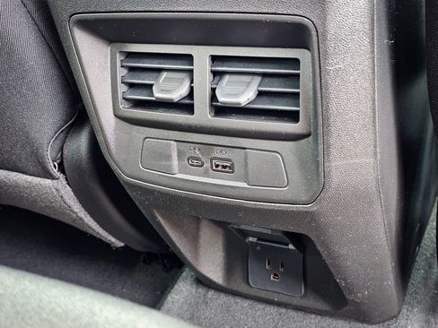 New 2026 GMC Canyon Elevation w/ Convenience Package image 32