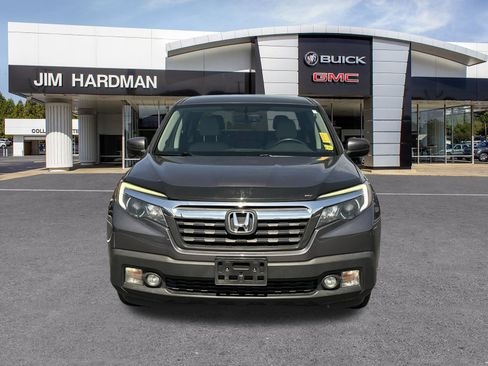 Used 2017 Honda Ridgeline RTL-T image 2