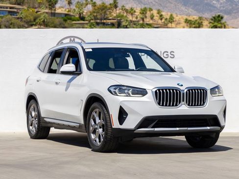Used 2022 BMW X3 xDrive30i w/ Premium Package 2 AWD/4WD image 2
