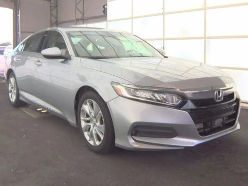 Used 2019 Honda Accord LX image 2