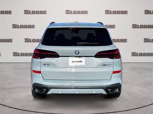 New 2026 BMW X5 xDrive50e w/ M Sport Package image 4
