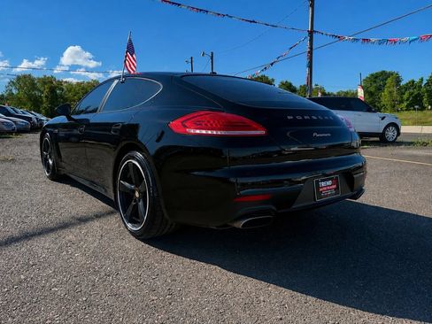 Used 2016 Porsche Panamera image 3