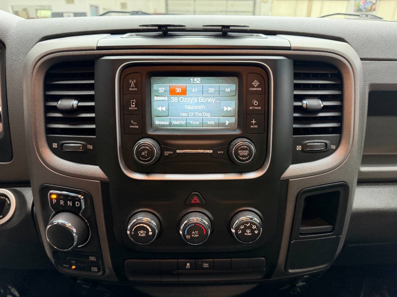 Used 2018 RAM 1500 Express w/ Express Value Package AWD/4WD image 27