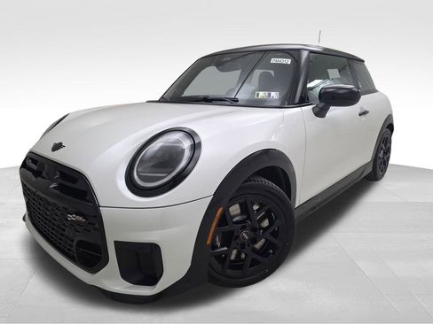 New 2026 MINI Cooper S image 1