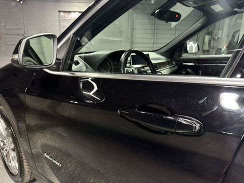 Used 2016 BMW X1 xDrive28i AWD/4WD image 10