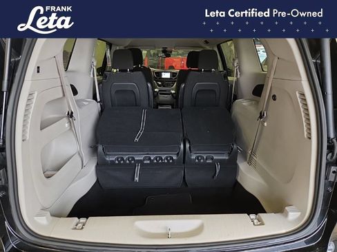 Used 2023 Chrysler Voyager LX FWD image 22