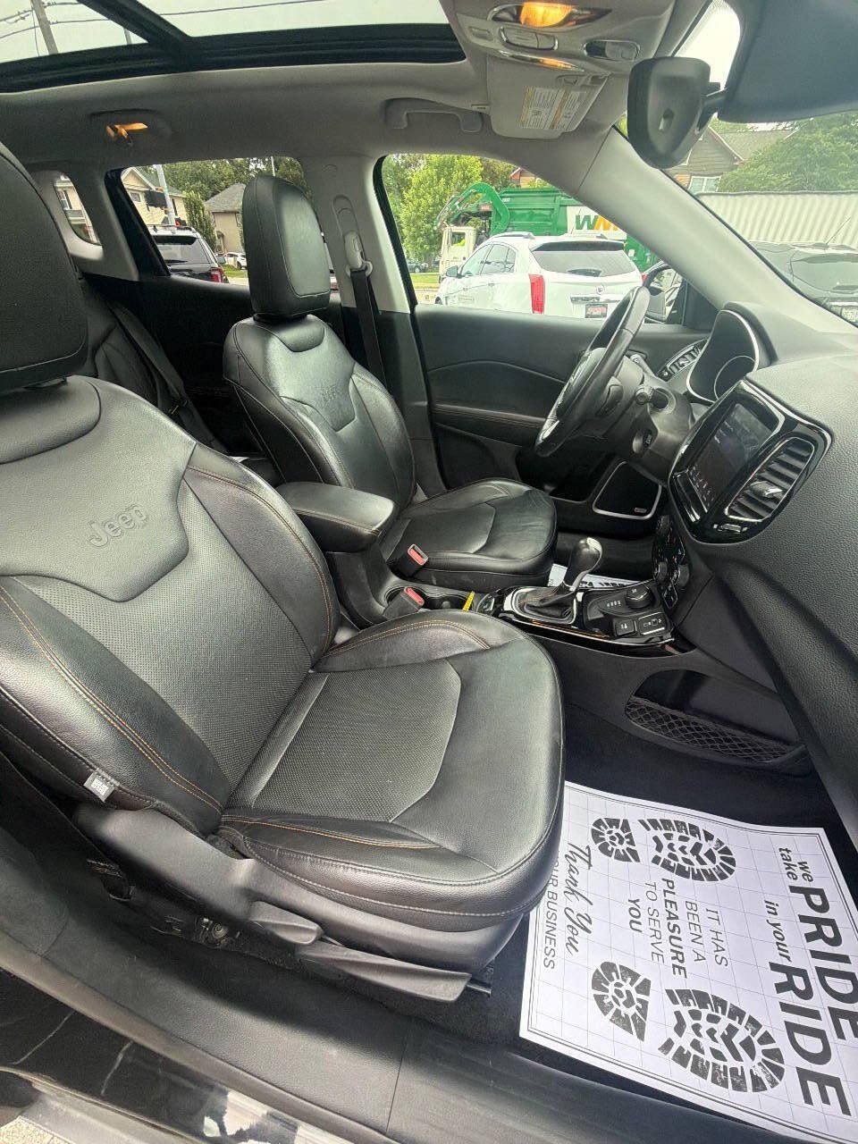 Used 2018 Jeep Compass Limited w/ Navigation Group AWD/4WD image 34