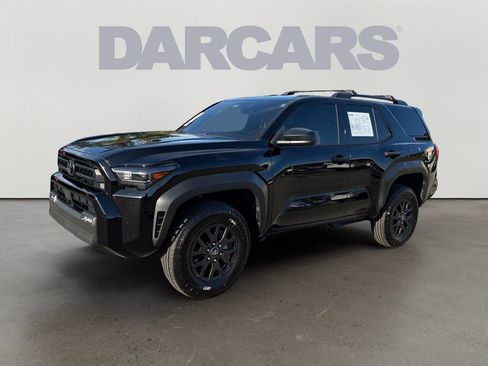 Used 2025 Toyota 4Runner SR5 AWD/4WD image 3
