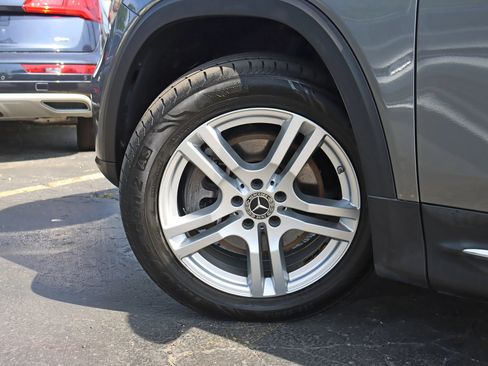 Used 2020 Mercedes-Benz GLB 250 4MATIC image 15