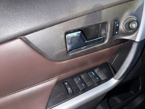 Used 2013 Ford Edge Limited AWD/4WD image 38