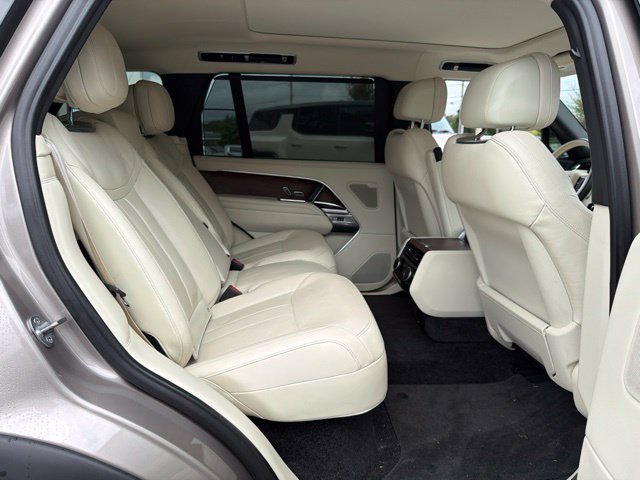 Used 2023 Land Rover Range Rover Long Wheelbase Autobiography AWD/4WD image 18