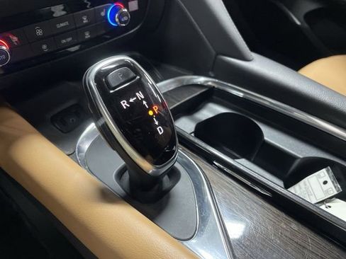 Used 2018 Buick Enclave Essence image 20