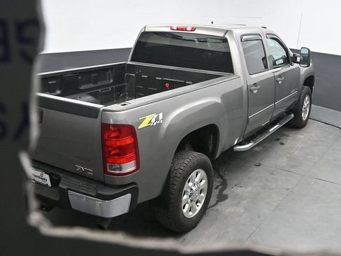Used 2014 GMC Sierra 2500 SLE w/ SLE Preferred Package AWD/4WD image 25