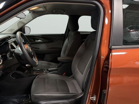 Used 2021 Chevrolet TrailBlazer LT w/ Convenience Package AWD/4WD image 23