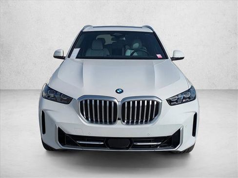 New 2026 BMW X5 sDrive40i w/ Premium Package image 6