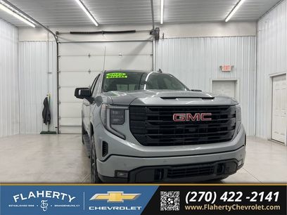 Used 2025 GMC Sierra 1500 Elevation w/ Elevation Premium Package