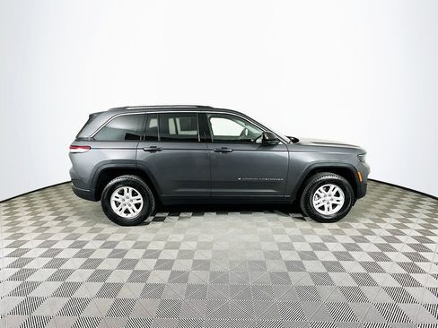 Certified 2022 Jeep Grand Cherokee Laredo w/ Luxury Tech Group I image 14