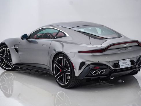 Used 2025 Aston Martin V8 Vantage Coupe RWD image 10