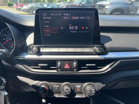 Used 2024 Kia Forte LXS FWD image 12